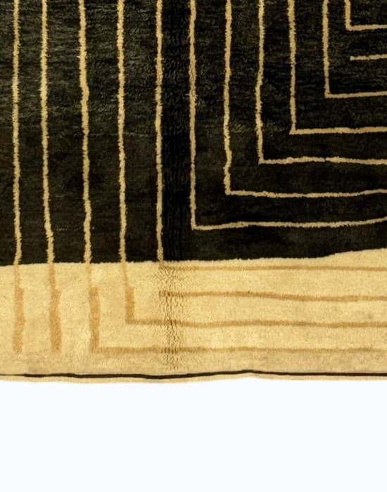 Close-up of Hb3520 showing the Berber knot in natural Atlas Mountain wool