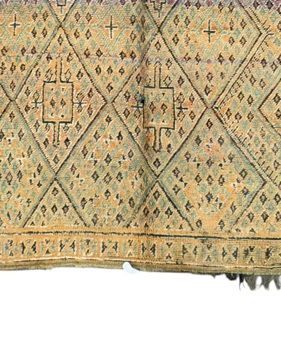 Close-up of Kil4961 showing the handwoven texture